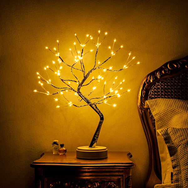 מנורת עץ הקסם מבית קומבו פיט